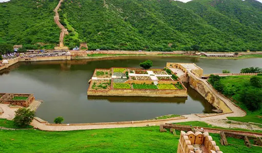 Hidden Gems in Jaipur: Offbeat Places Tourists Rarely Discover