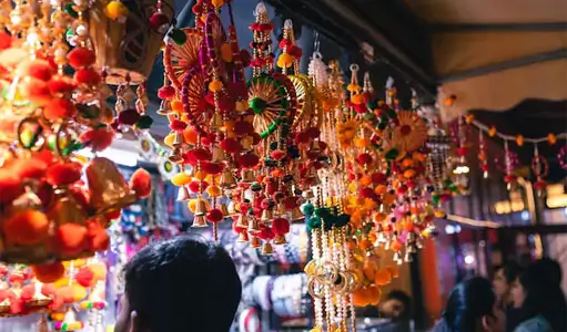 Johari Bazaar vs Bapu Bazaar