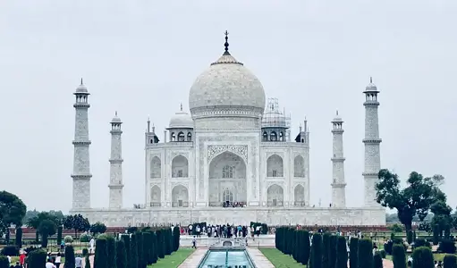 Top Tips for Choosing a Reliable Driver for Golden Triangle Tours – Delhi, Agra & Jaipur