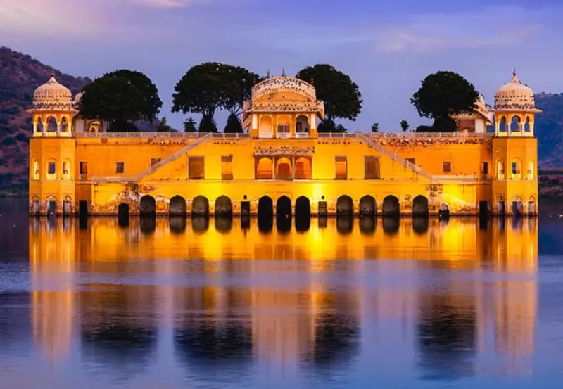 Pourquoi Jaipur est la Ville la Plus Fascinante du Rajasthan et l’Incontournable de Tout Voyage en Inde