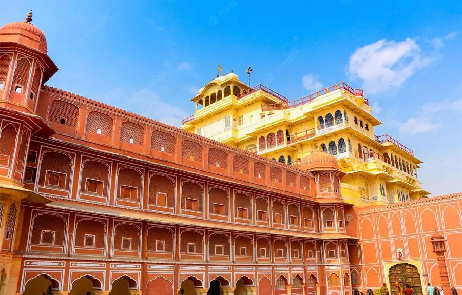 Golden Triangle and South India Private Luxury Tour with Heritage, Nature, and Backwaters