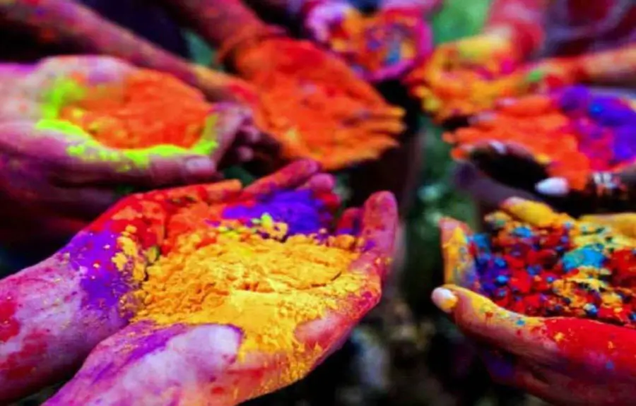 Golden Triangle Holi Tour Package | Holi Celebration in India – Jaipur
