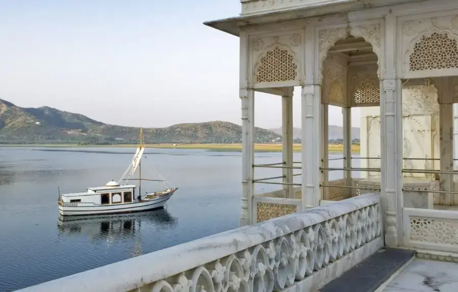 13 Days Luxury India Honeymoon LGBT Tour with Taj Mahal, Rajasthan & Goa