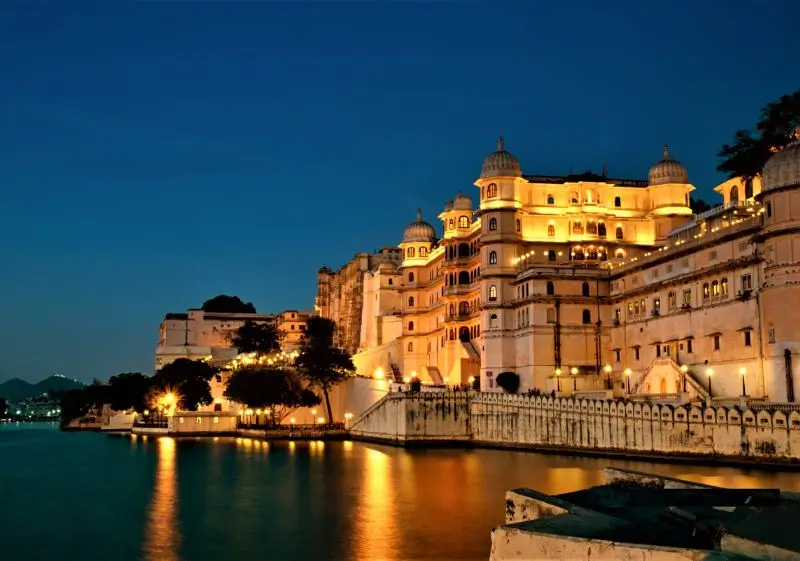 14 Days Luxury Maharajas of Rajasthan Tour with Jaipur, Bikaner, Jaisalmer, Jodhpur & Udaipur