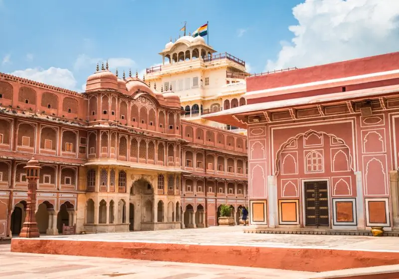 14 Days Luxury Maharajas of Rajasthan Tour with Jaipur, Bikaner, Jaisalmer, Jodhpur & Udaipur