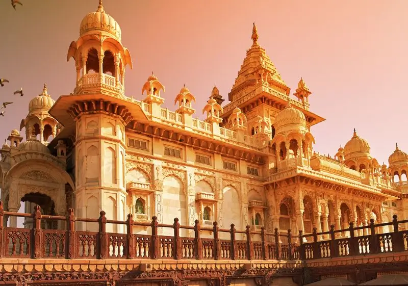 11 Days Luxury Taj Mahal & Rajasthan Heritage Tour with Delhi, Agra, Jaipur, Jodhpur & Udaipur