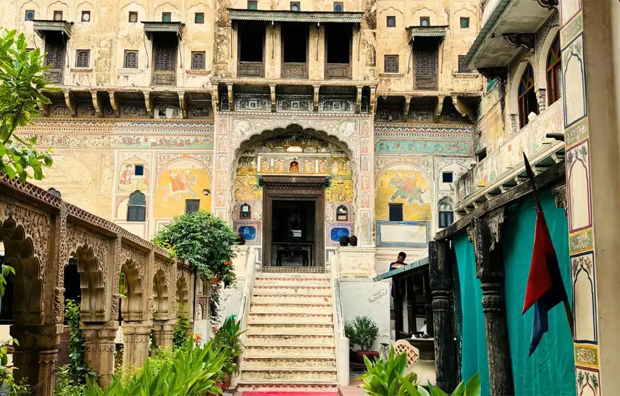 Golden Triangle Tour with Mandawa Heritage Town and Shekhawati Cultural Experience