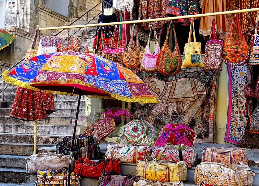 Top-Street-Markets-in-India