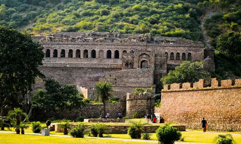 bhangarh-fort